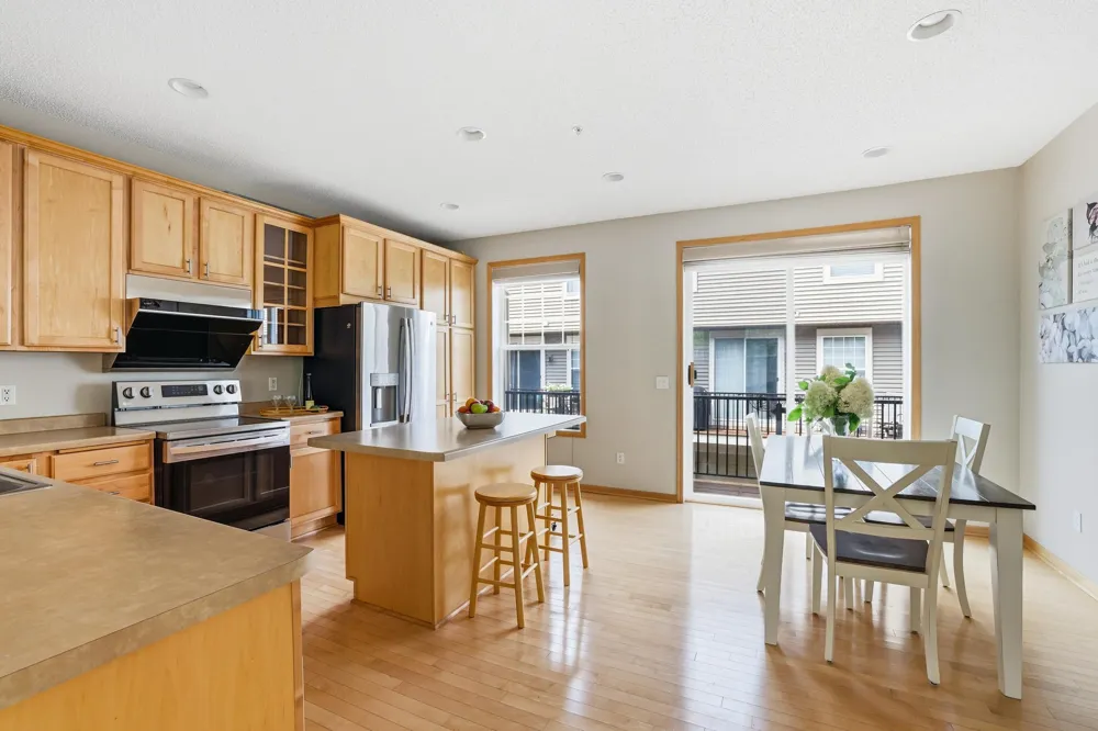 11317 Stratton Avenue #100 Eden Prairie, MN 55344