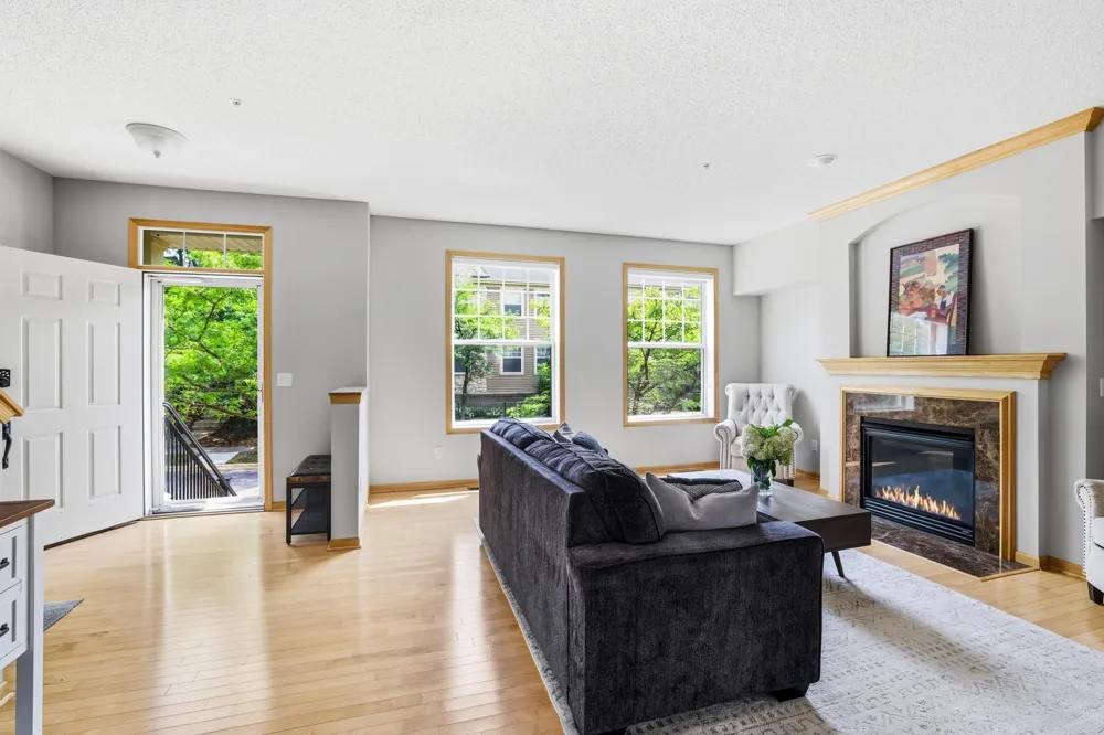 11317 Stratton Avenue #100 Eden Prairie, MN 55344