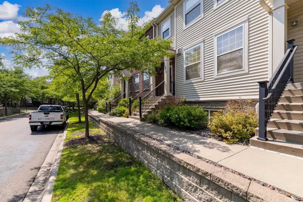 11317 Stratton Avenue #100 Eden Prairie, MN 55344