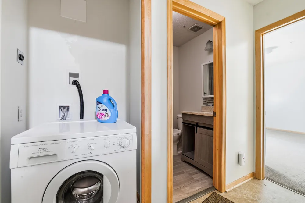 11317 Stratton Avenue #100 Eden Prairie, MN 55344