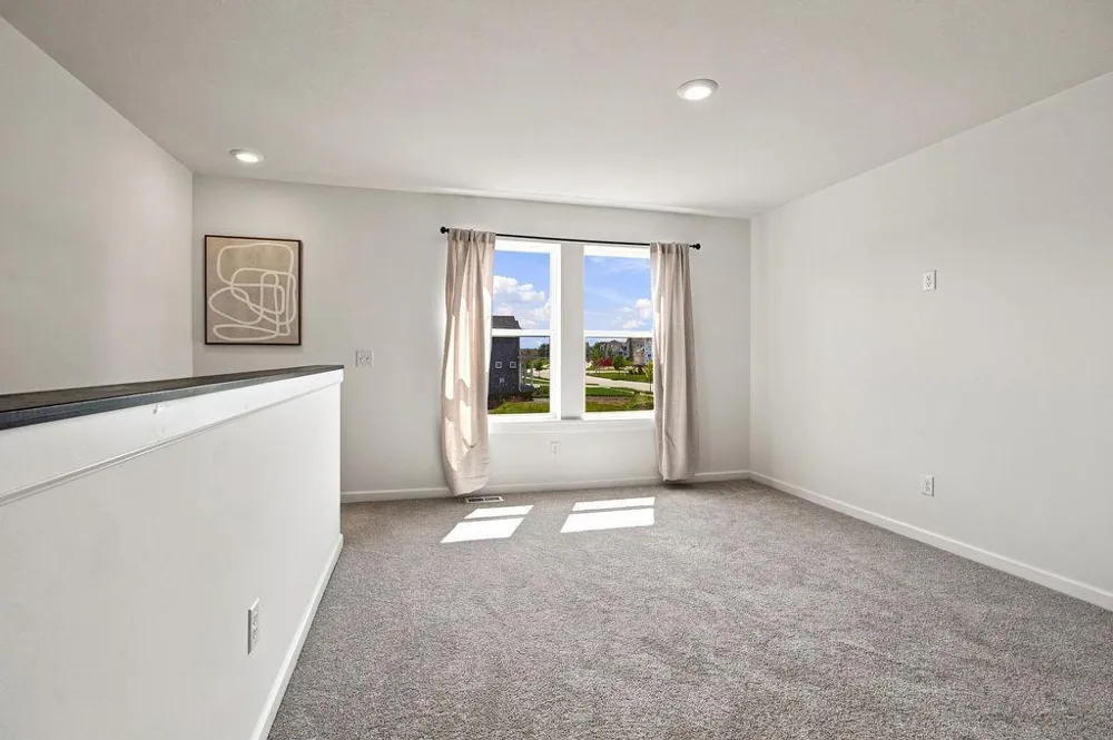 1407 Summerland Way Shakopee, MN 55379