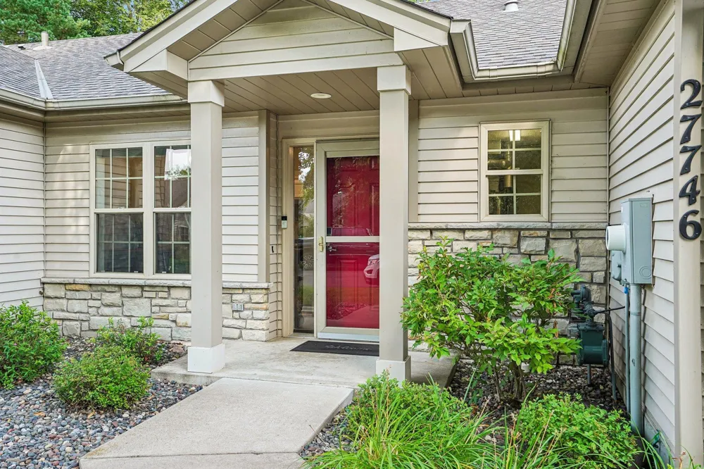 27746 Woodland Drive Chisago City, MN 55013