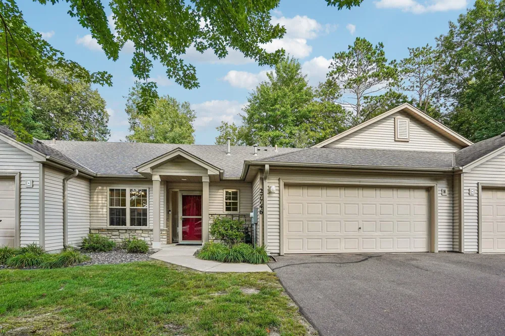 27746 Woodland Drive Chisago City, MN 55013