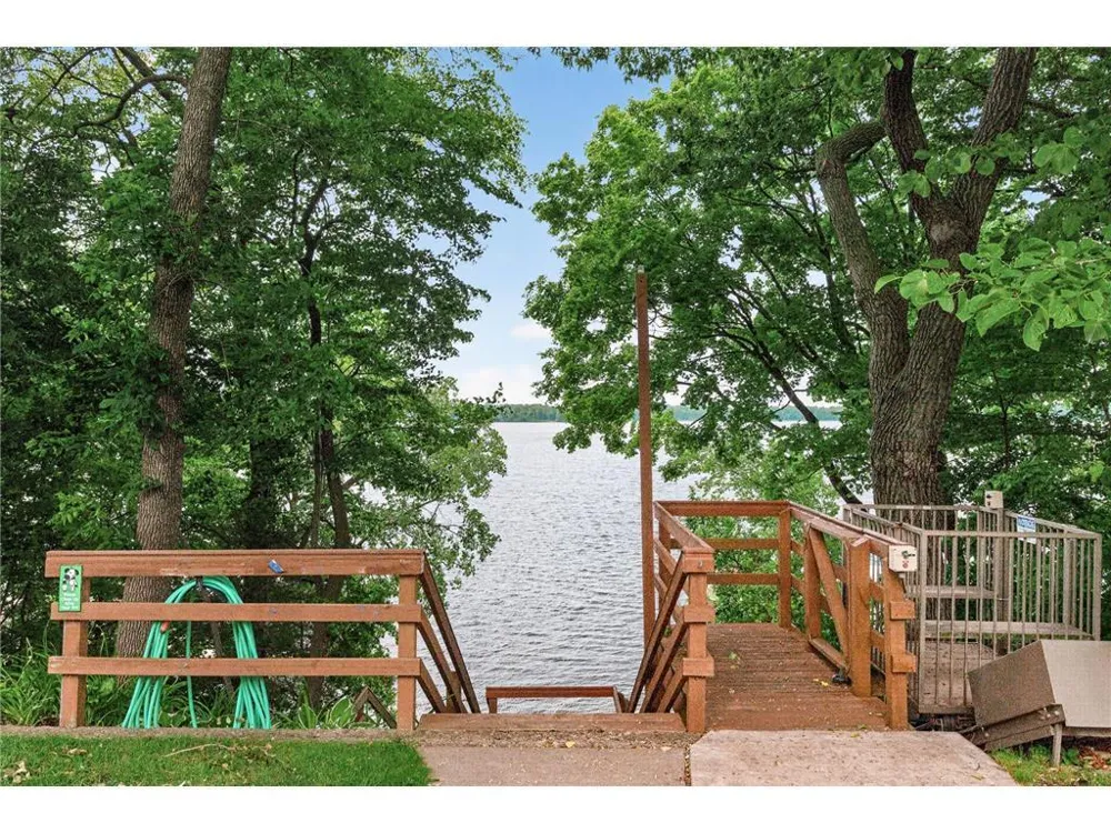 27746 Woodland Drive Chisago City, MN 55013