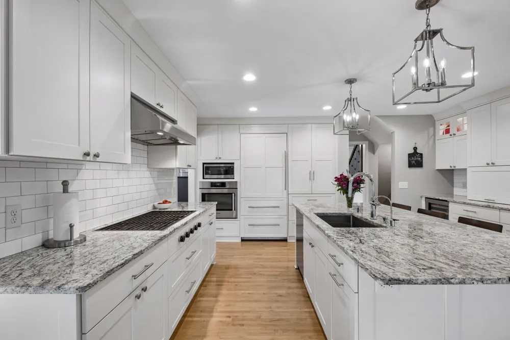 3308 W 55th Street Edina, MN 55410