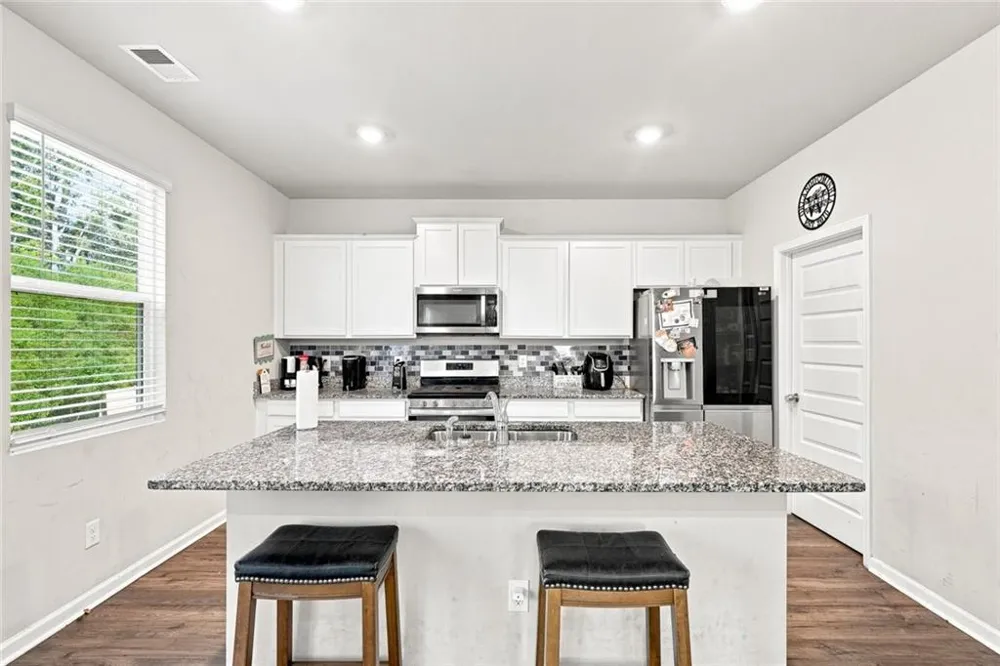 154 Silver Birch Pass Newnan, GA 30265