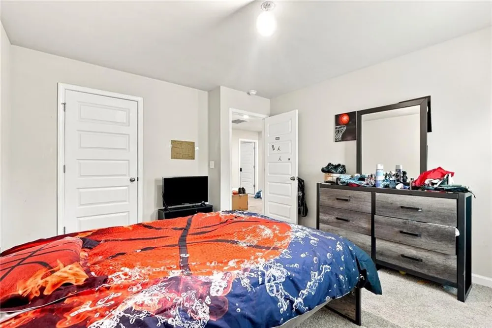 154 Silver Birch Pass Newnan, GA 30265