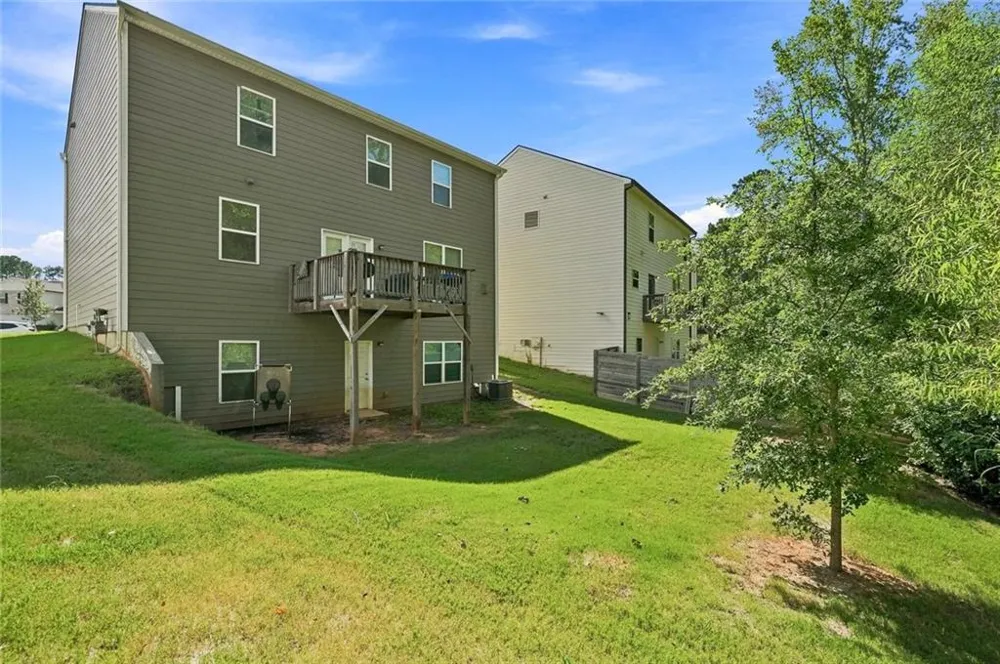 154 Silver Birch Pass Newnan, GA 30265