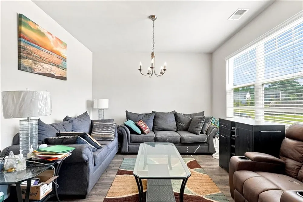 154 Silver Birch Pass Newnan, GA 30265
