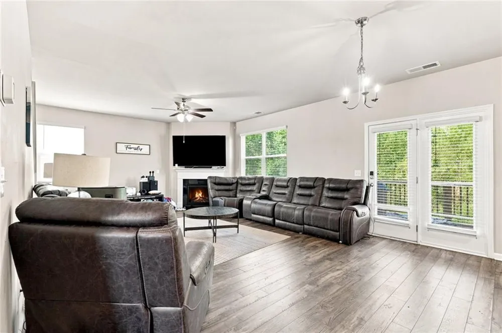 154 Silver Birch Pass Newnan, GA 30265