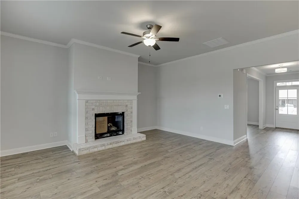 196 Oakdale Road Jefferson, GA 30549