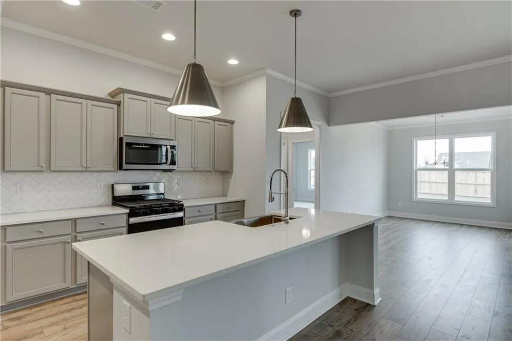 196 Oakdale Road Jefferson, GA 30549