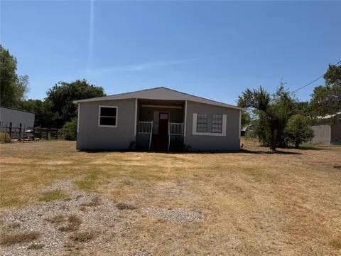 715 Comanche Cove Drive