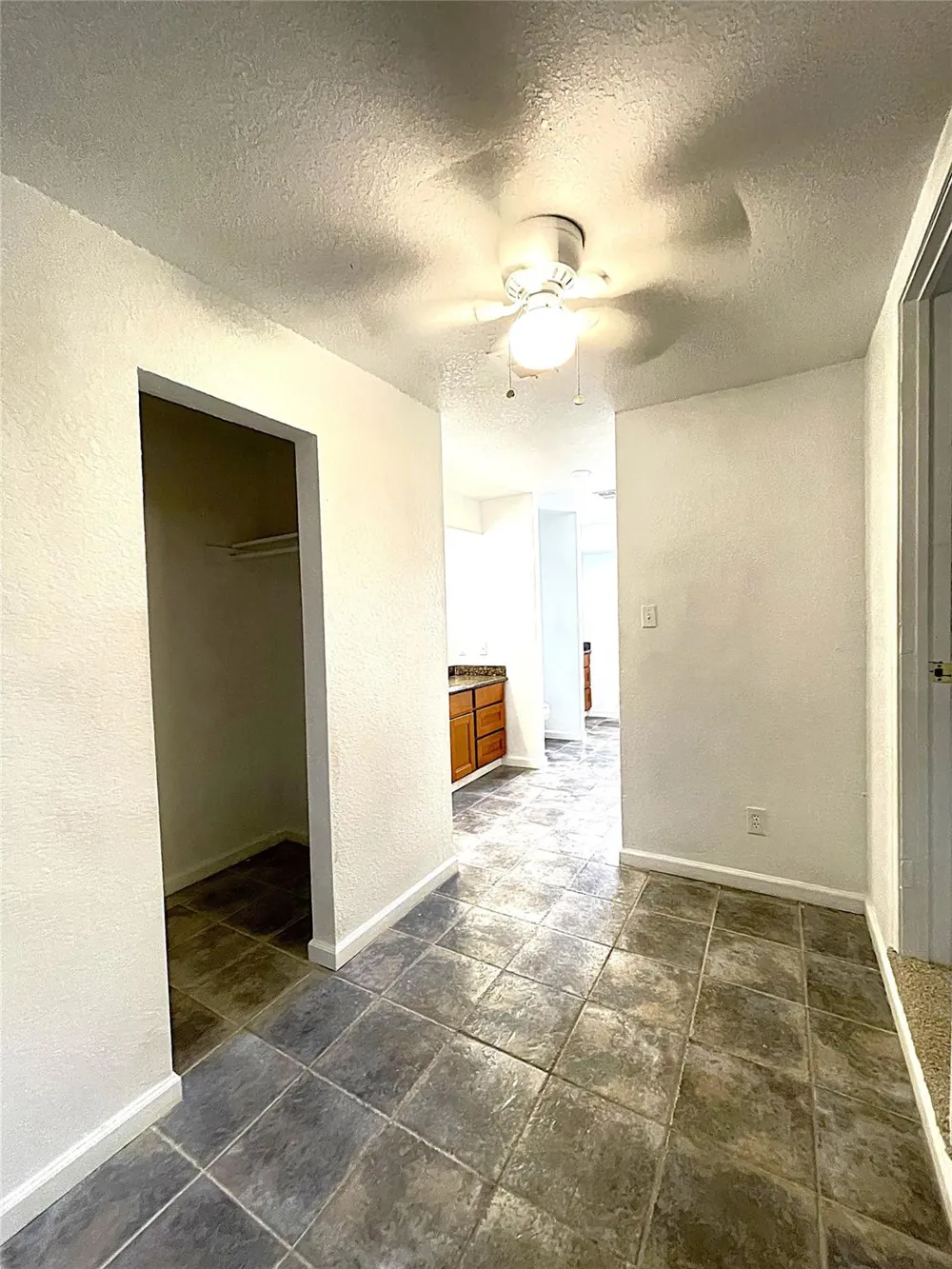 316 Rabbit Trail Lake Jackson, TX 77566