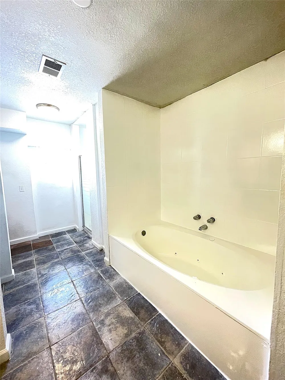 316 Rabbit Trail Lake Jackson, TX 77566