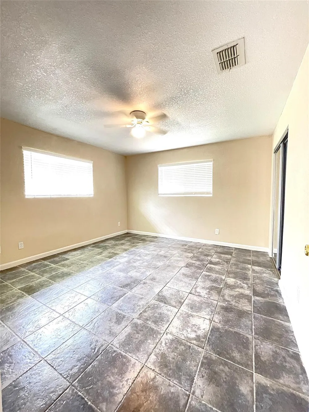 316 Rabbit Trail Lake Jackson, TX 77566