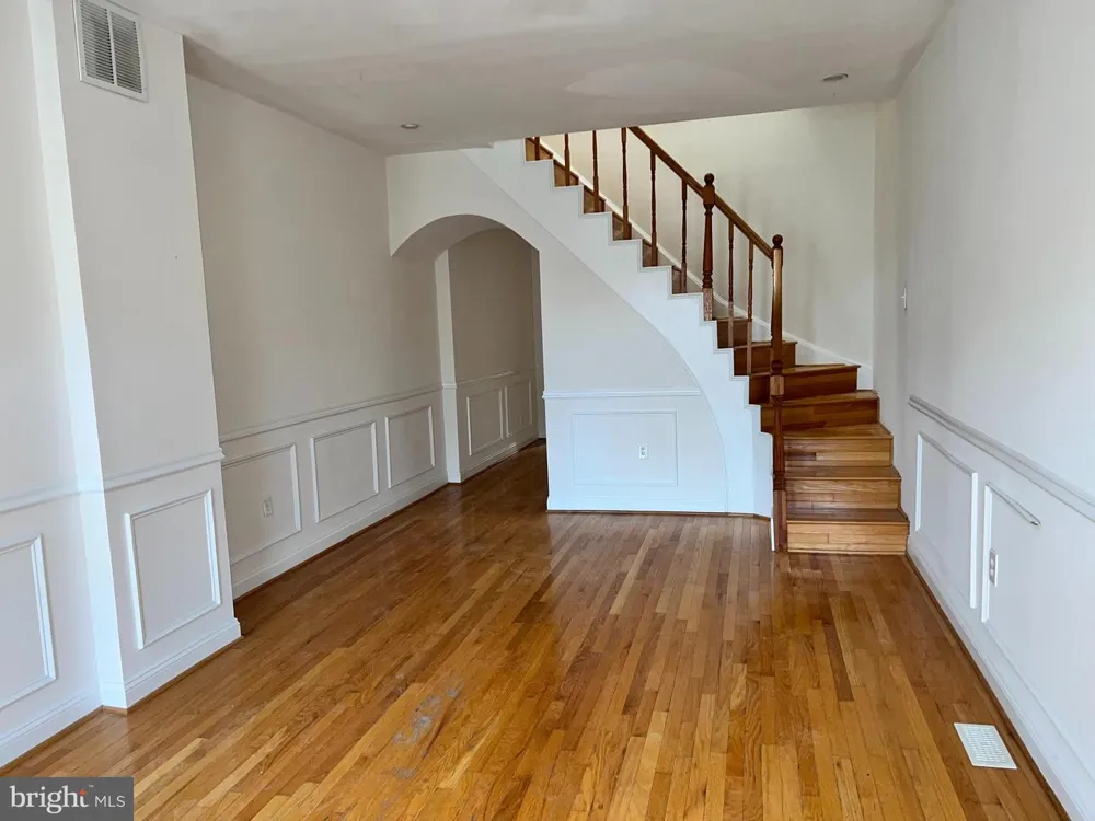 1118 MYRTLE AVENUE Baltimore, MD 21201