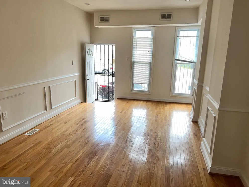 1118 MYRTLE AVENUE Baltimore, MD 21201