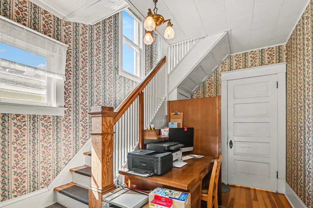 309 Michigan Avenue South Haven, MI 49090