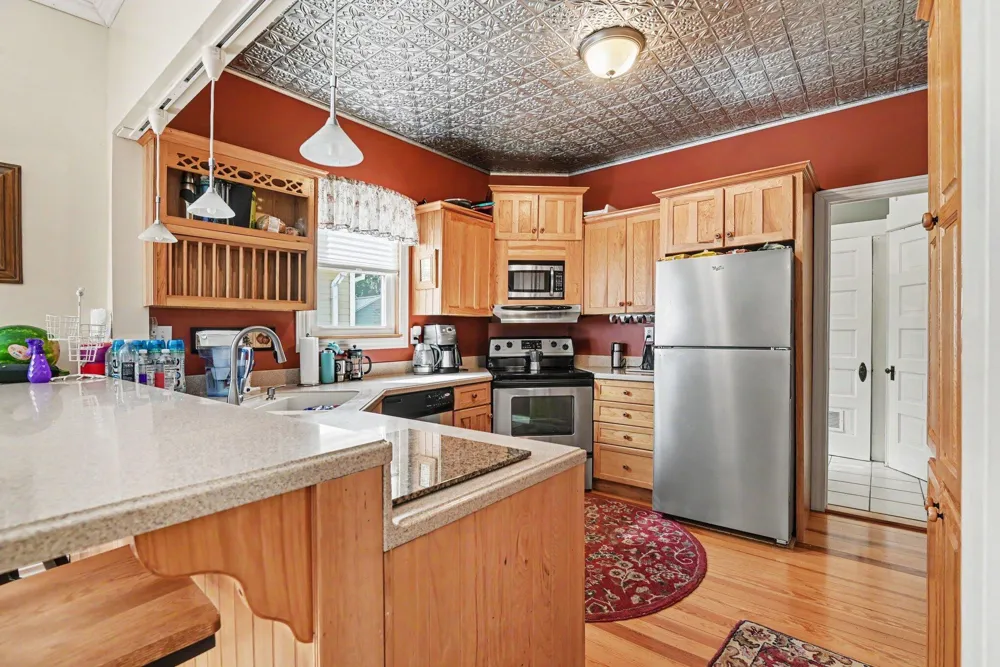 309 Michigan Avenue South Haven, MI 49090