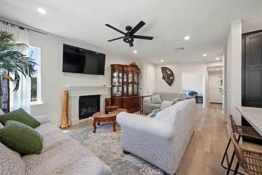 200 Oak Hill Lompoc, CA 93436
