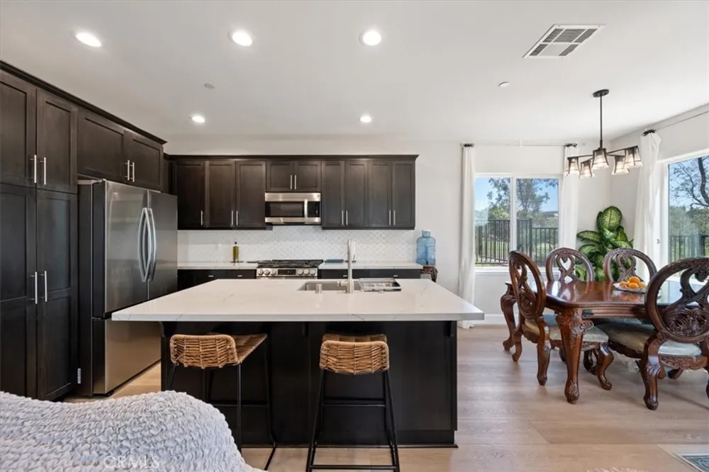 200 Oak Hill Lompoc, CA 93436