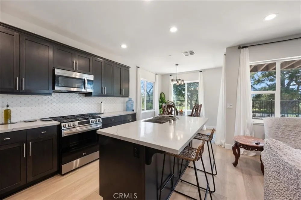 200 Oak Hill Lompoc, CA 93436
