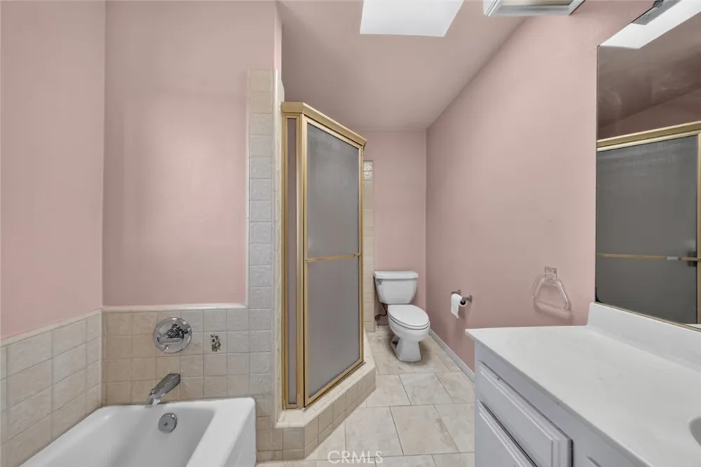 7650 Topanga Canyon Boulevard #9 Canoga Park, CA 91304