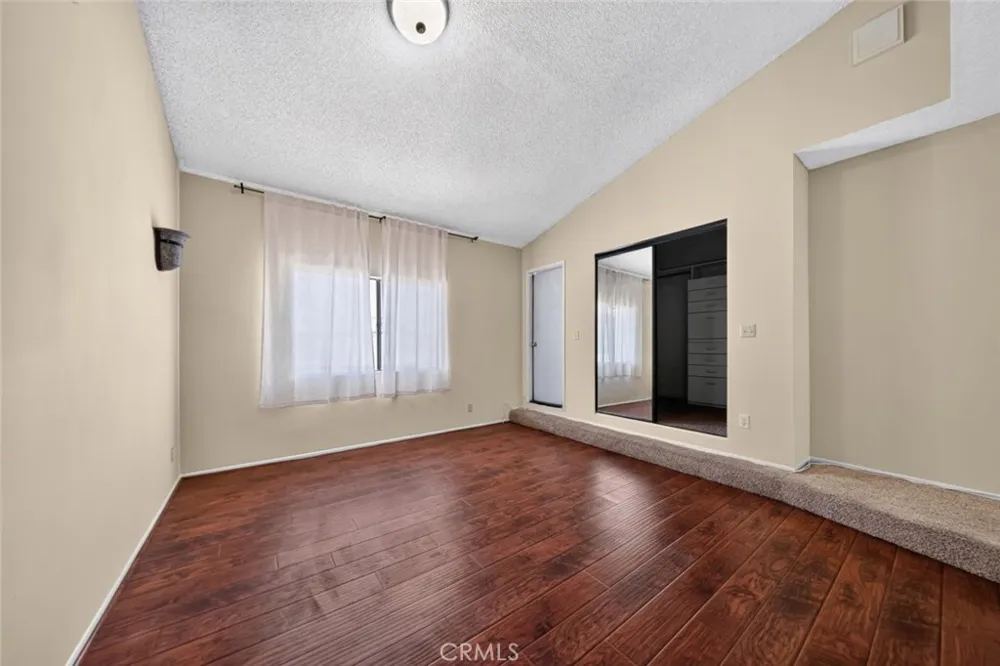 7650 Topanga Canyon Boulevard #9 Canoga Park, CA 91304