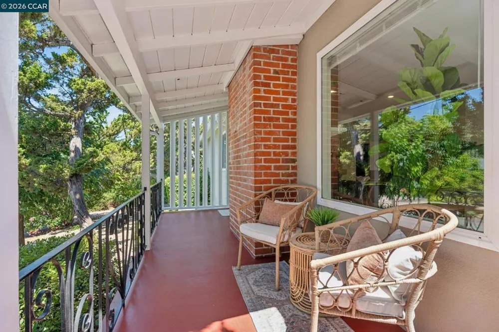 1630 3Rd Ave Walnut Creek, CA 94597