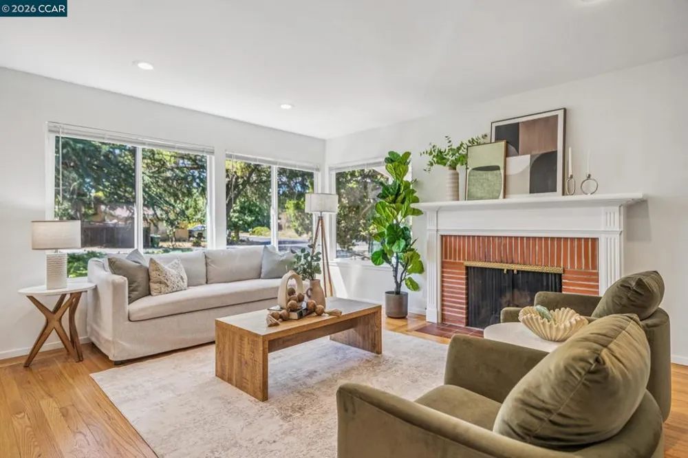 1630 3Rd Ave Walnut Creek, CA 94597