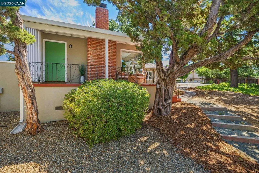 1630 3Rd Ave Walnut Creek, CA 94597