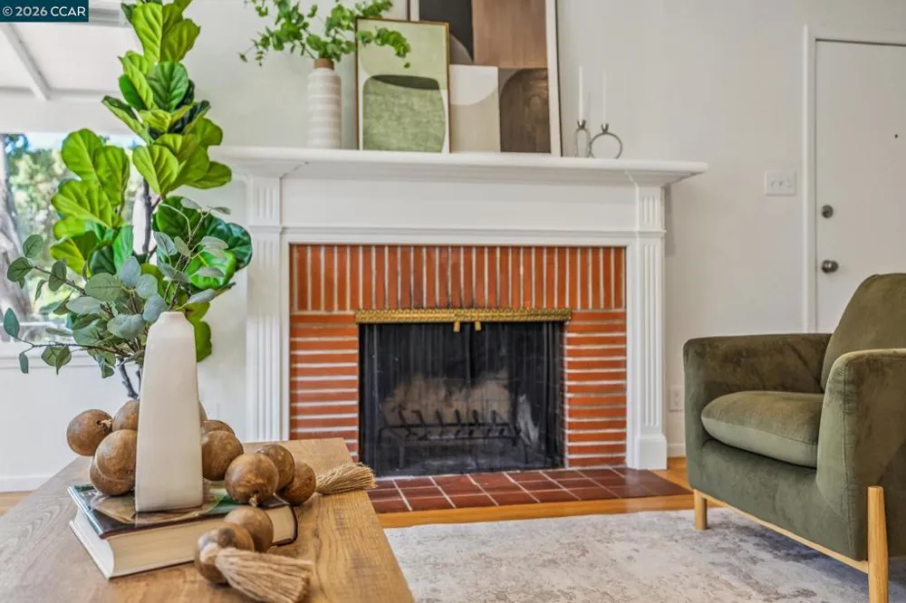 1630 3Rd Ave Walnut Creek, CA 94597