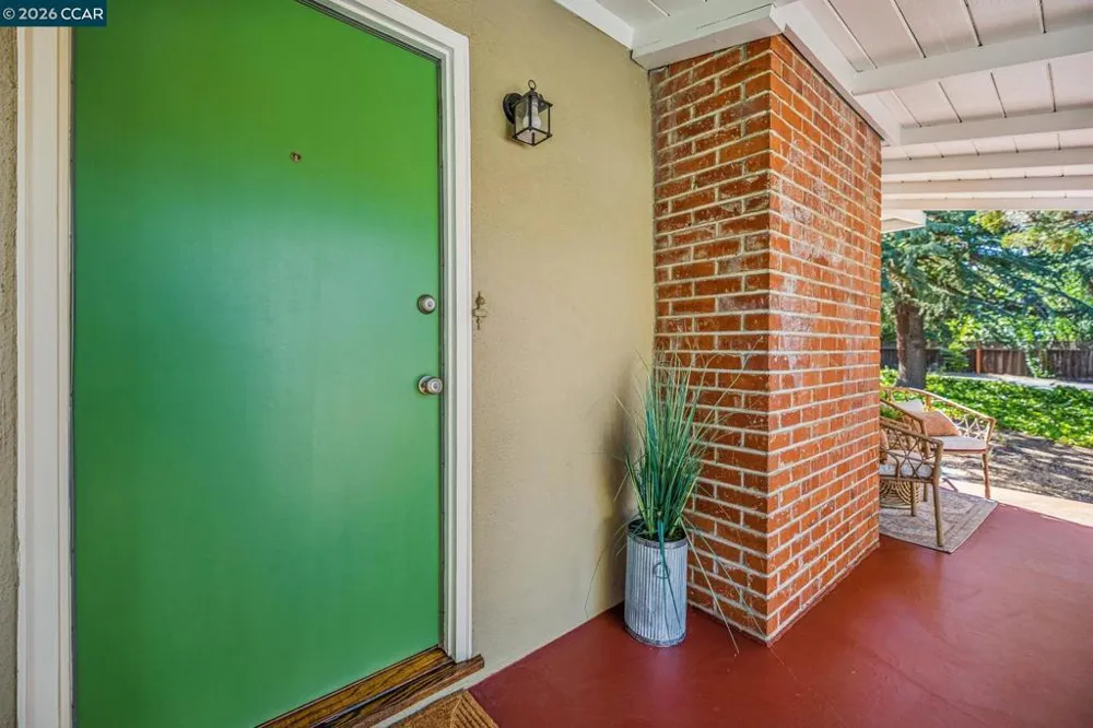 1630 3Rd Ave Walnut Creek, CA 94597