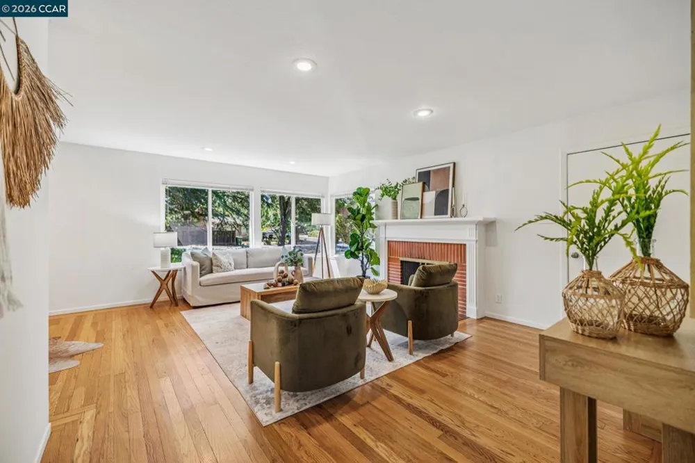 1630 3Rd Ave Walnut Creek, CA 94597