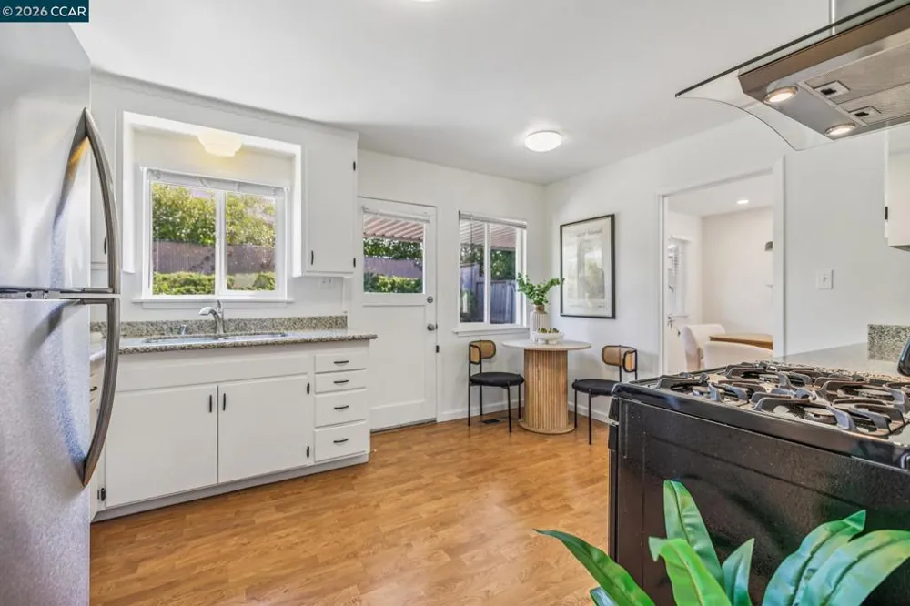 1630 3Rd Ave Walnut Creek, CA 94597