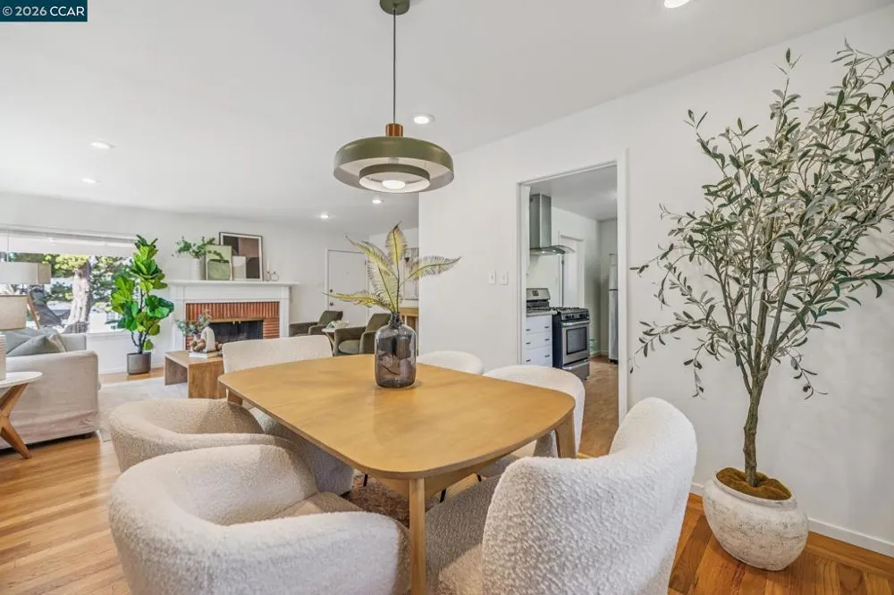 1630 3Rd Ave Walnut Creek, CA 94597