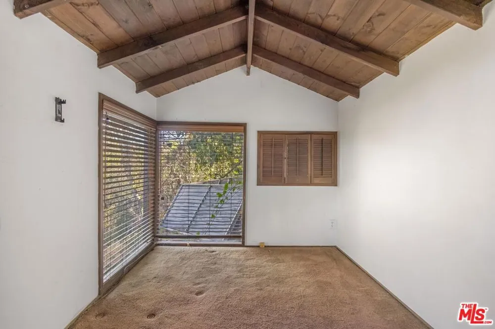 15012 Del Gado Drive Sherman Oaks, CA 91403
