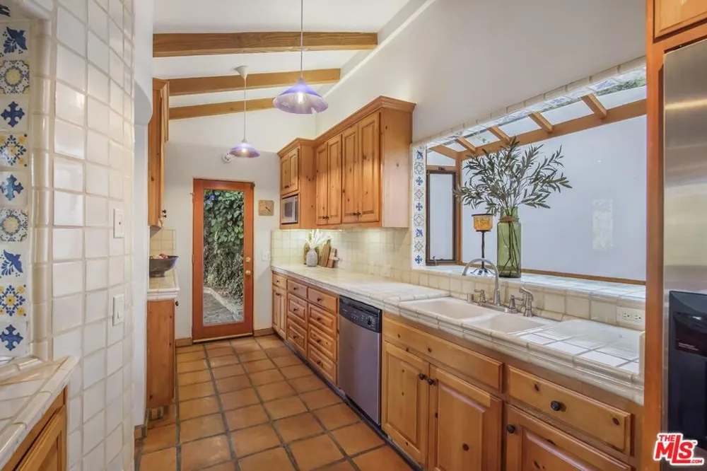 15012 Del Gado Drive Sherman Oaks, CA 91403
