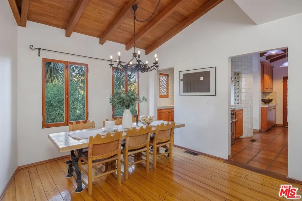 15012 Del Gado Drive Sherman Oaks, CA 91403