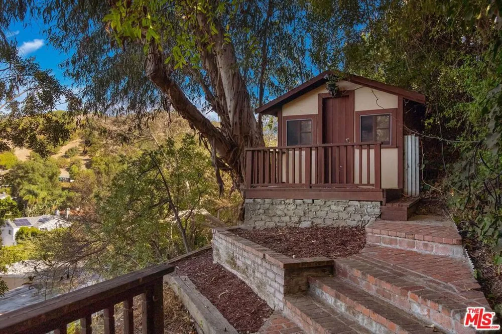 15012 Del Gado Drive Sherman Oaks, CA 91403