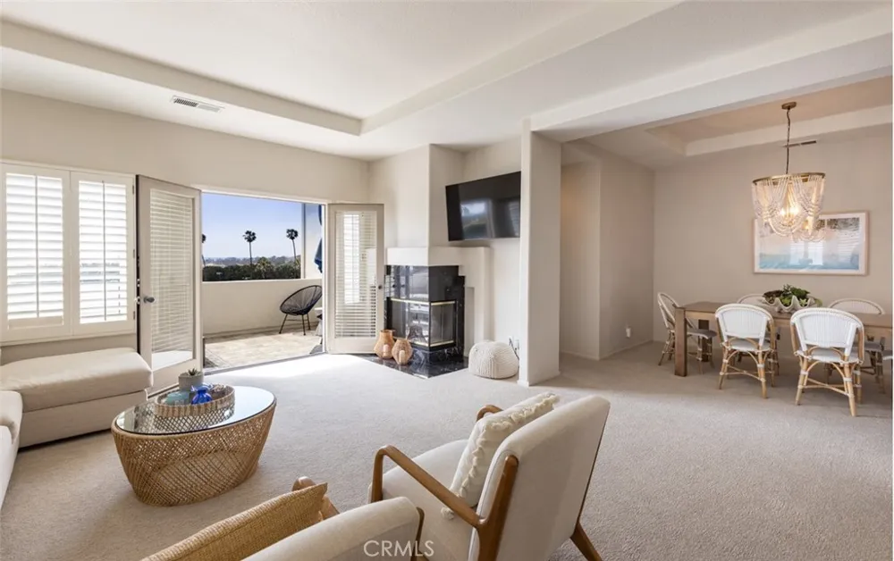 25 Centre Court #90 Dana Point, CA 92629