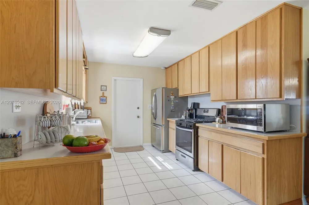 20510 Jacaranda Rd Cutler Bay, FL 33189