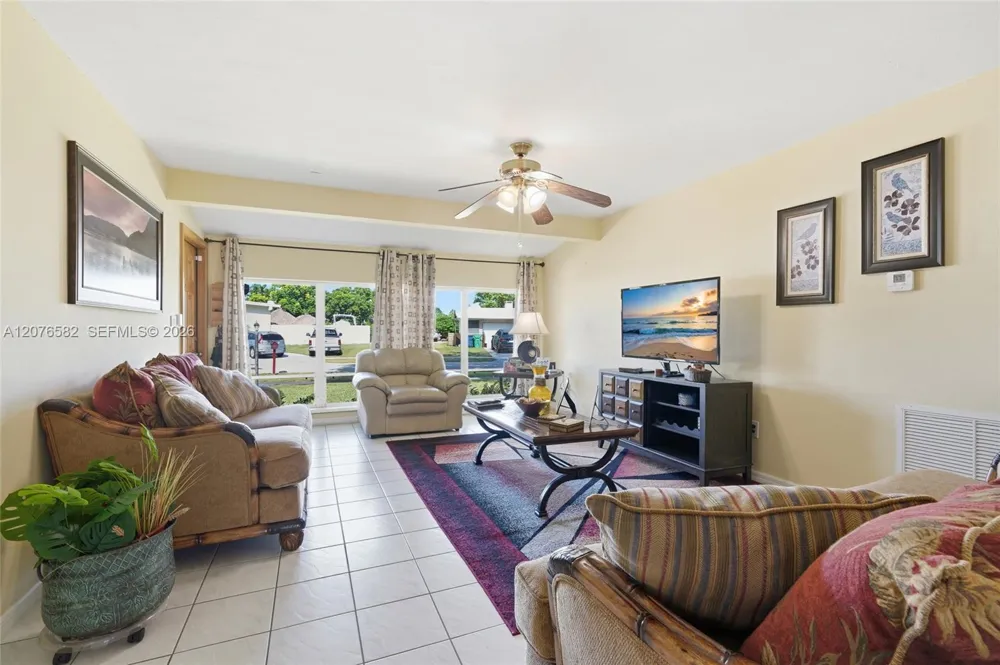 20510 Jacaranda Rd Cutler Bay, FL 33189