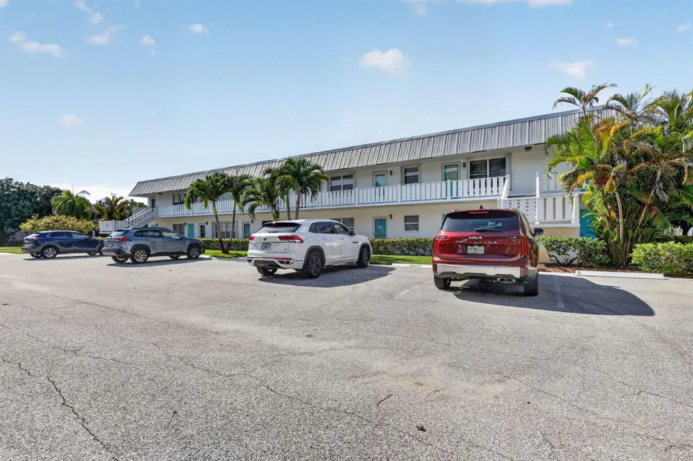 2929 SE OCEAN BOULEVARD #108-5 Stuart, FL 34996