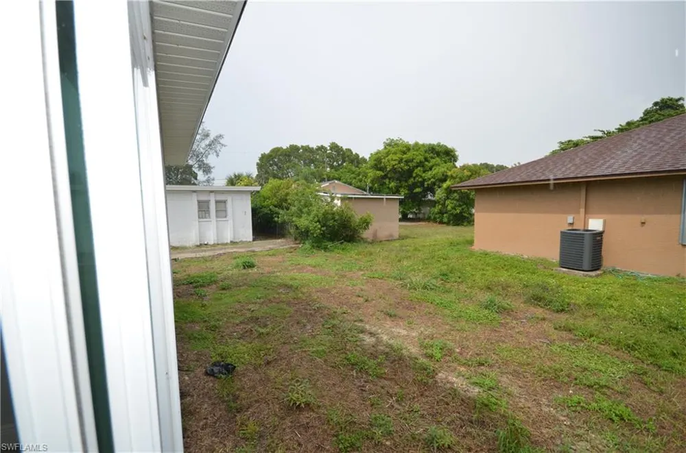 2955 Dunbar Avenue #B Fort Myers, FL 33916