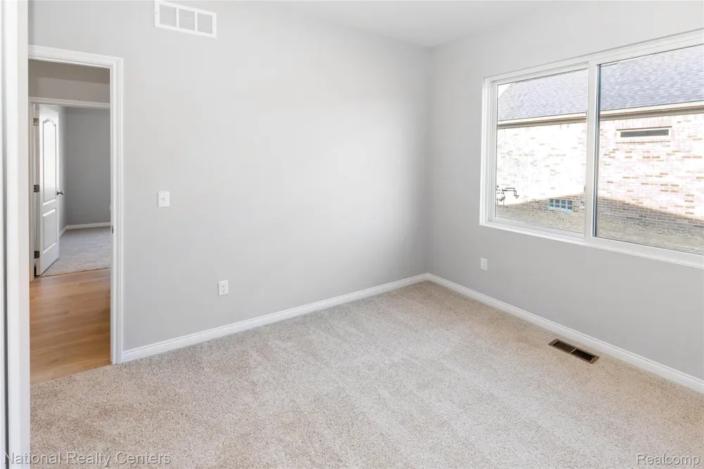 5603 Morgan Lake Drive Independence Charter Township, MI 48348