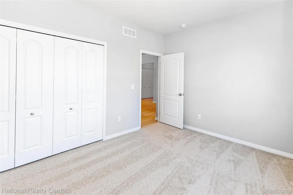 5603 Morgan Lake Drive Independence Charter Township, MI 48348