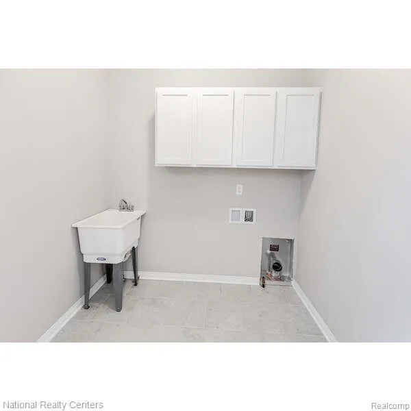 5603 Morgan Lake Drive Independence Charter Township, MI 48348