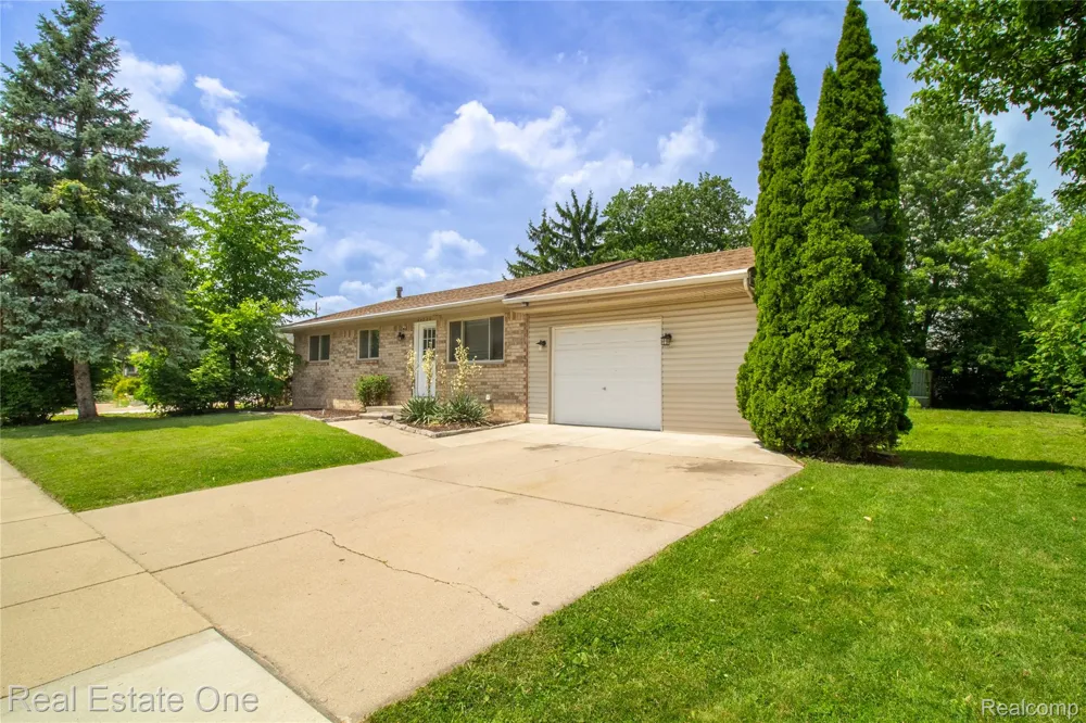 44220 Saltz Road Canton Charter Township, MI 48187